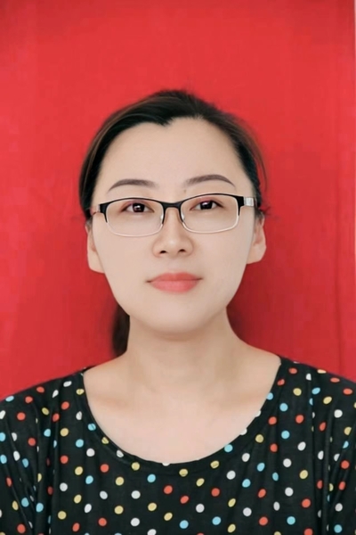 青年作家李小丽受聘为《淮安城市网》签约作家