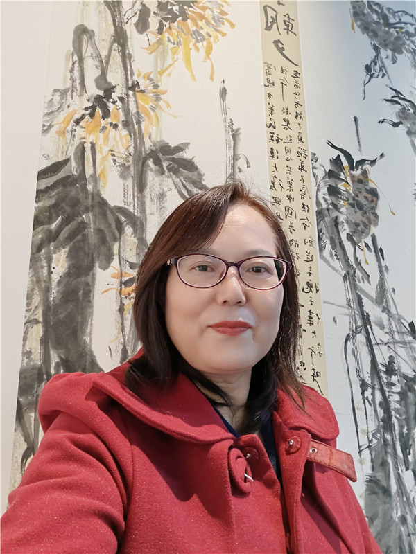 知名女画家邱晓蕾受聘为《淮安城市网》签约艺术家