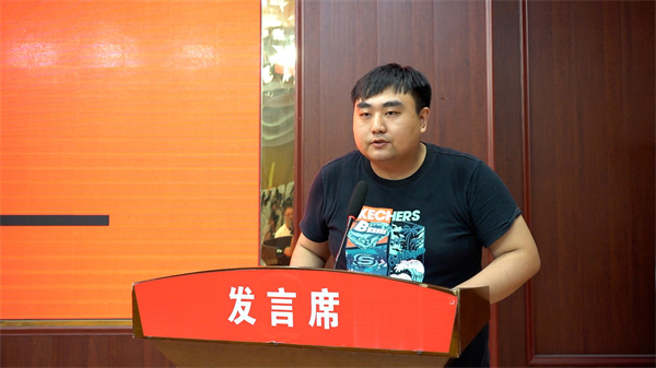 胡超_proc.jpg